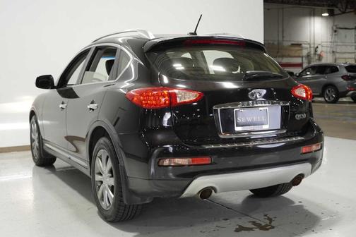 2016 INFINITI QX50 Base