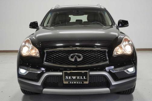 2016 INFINITI QX50 Base