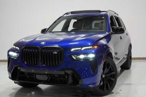 2024 BMW X7 M60i