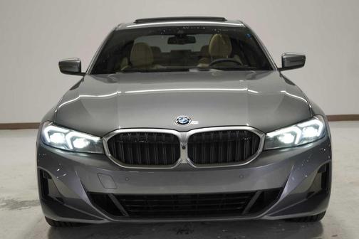 2025 BMW 330 i xDrive