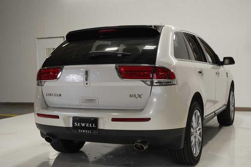 2013 Lincoln MKX Base