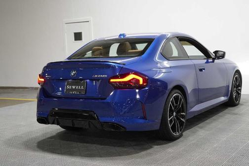 Portimao Blue Metallic 2026 BMW M240 i xDrive