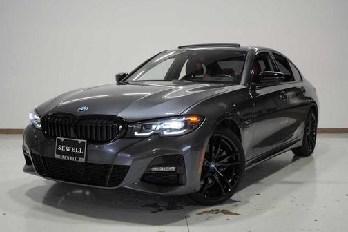 2022 BMW 330e 330e
