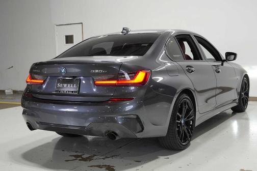2022 BMW 330e 330e