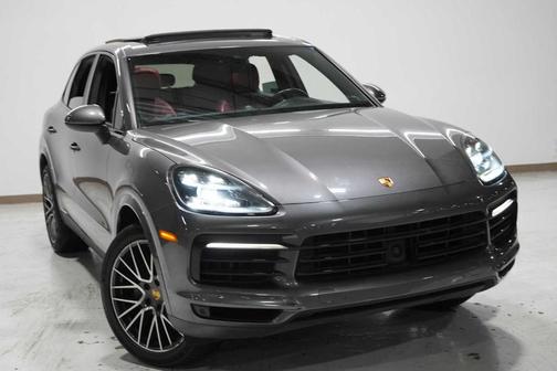 2020 Porsche Cayenne Base