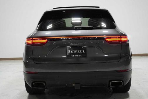 2020 Porsche Cayenne Base