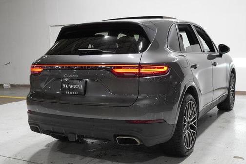 2020 Porsche Cayenne Base