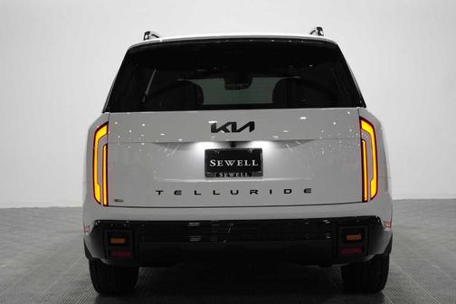 Glacial White Pearl 2027 Kia Telluride SX-Prestige