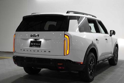 Glacial White Pearl 2027 Kia Telluride SX-Prestige