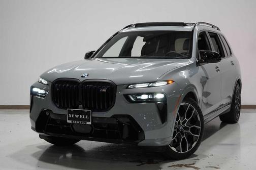 2024 BMW X7 M60i