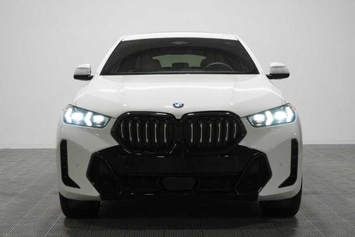 Alpine White 2024 BMW X6 xDrive40i