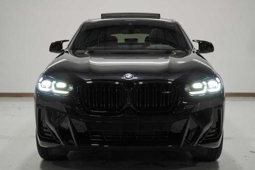 2025 BMW X4 M40i