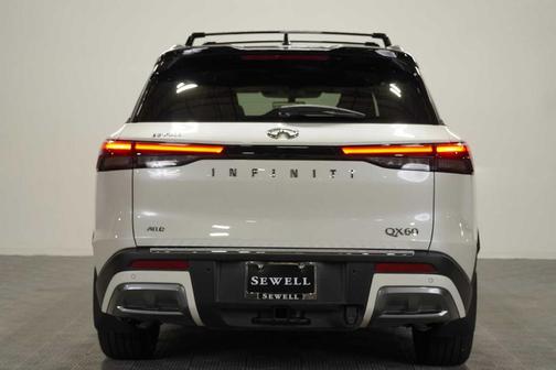 Mjst Whte 2025 INFINITI QX60 AUTOGRAPH