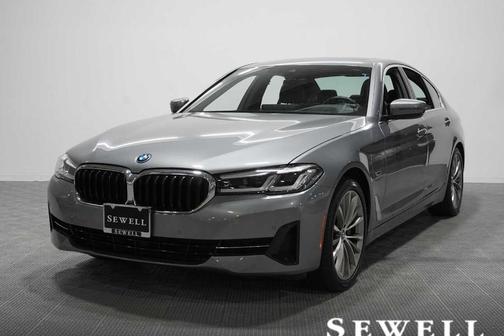 Skyscraper Gray Metallic 2023 BMW 530e 530e xDrive