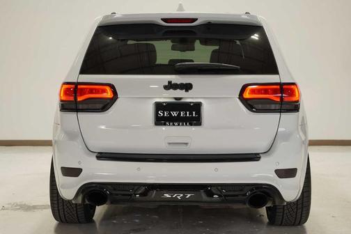 2015 Jeep Grand Cherokee SRT