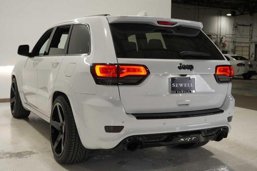 2015 Jeep Grand Cherokee SRT