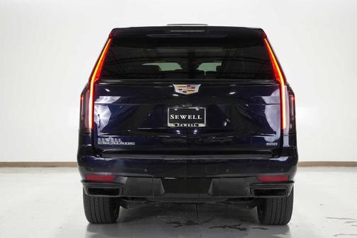 2023 Cadillac Escalade Sport