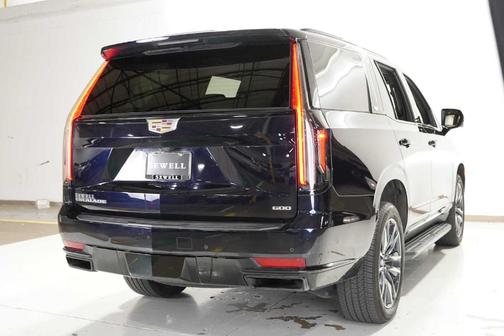 2023 Cadillac Escalade Sport