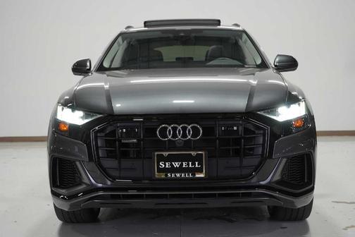 2023 Audi Q8 55 Premium Plus