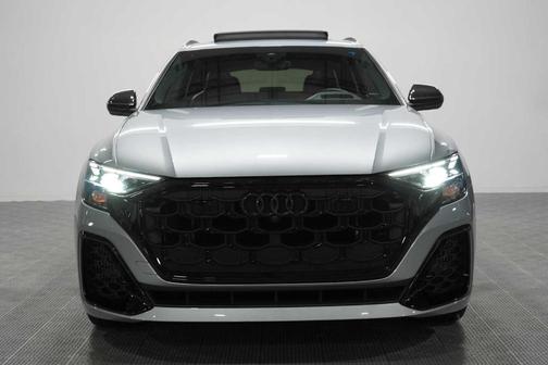 Satellite Silver Metallic 2024 Audi SQ8 4.0T quattro Premium Plus