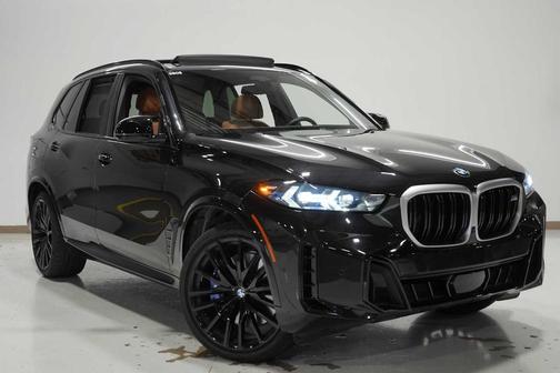 2025 BMW X5 M60i