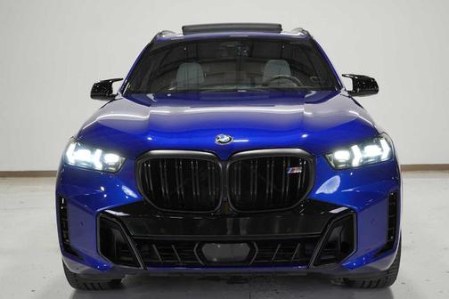 2024 BMW X5 M60i
