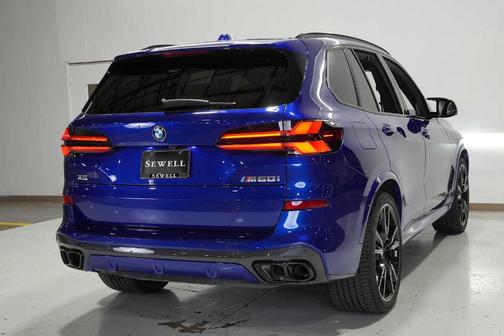 2024 BMW X5 M60i