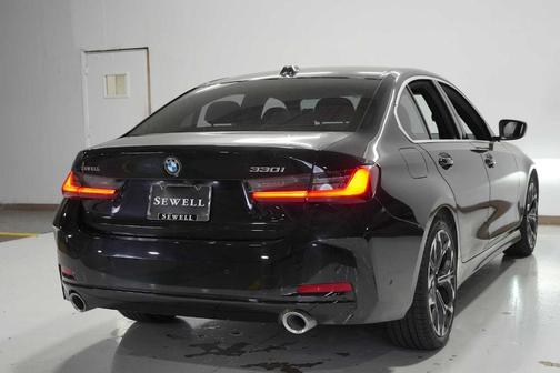 2025 BMW 330 i