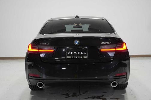 2025 BMW 330 i