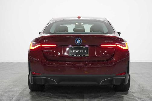 Aventurin Red Metallic 2023 BMW i4 Gran Coupe eDrive35