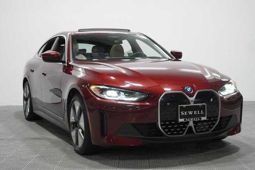 Aventurin Red Metallic 2023 BMW i4 Gran Coupe eDrive35