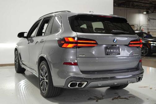2026 BMW X5 M60i