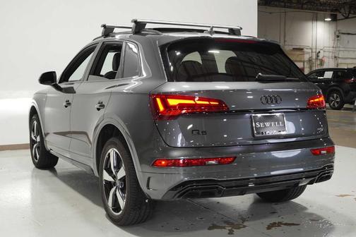 2024 Audi Q5 45 S line quattro Premium
