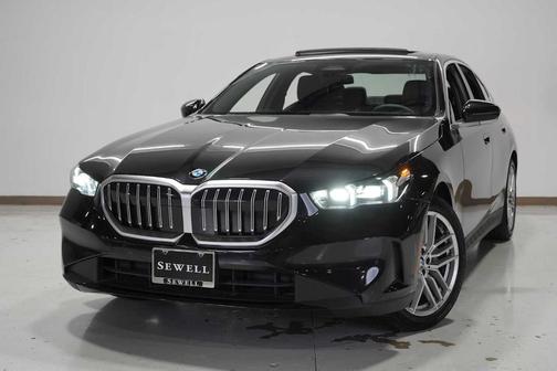 2025 BMW 530 i xDrive