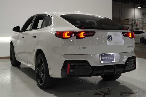 2025 BMW X2 xDrive28i