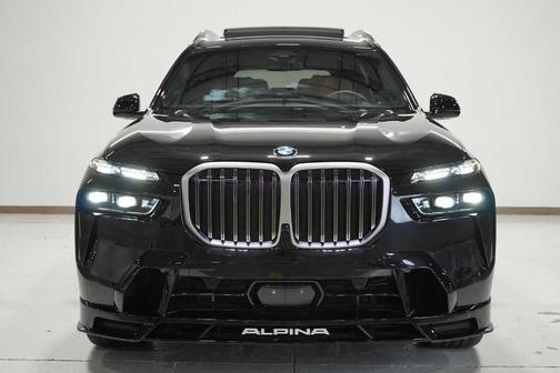 2025 BMW ALPINA XB7 Base