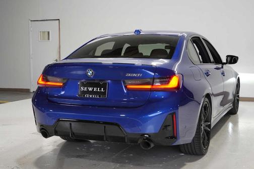 2023 BMW 330 i