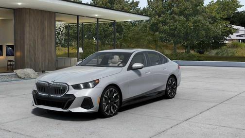 Gray Metallic 2026 BMW i5 eDrive40