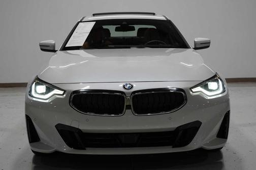 2024 BMW 230 i