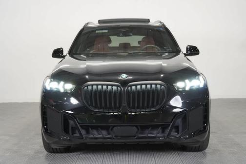 Black Sapphire Metallic 2024 BMW X5 sDrive40i