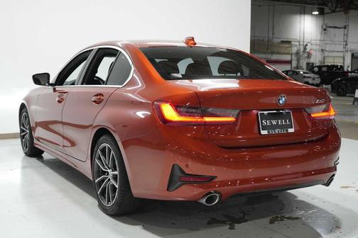 2021 BMW 330 i