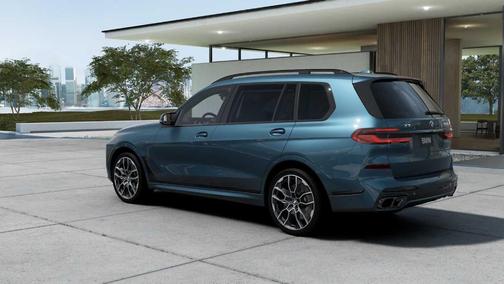 2026 BMW X7 M60i