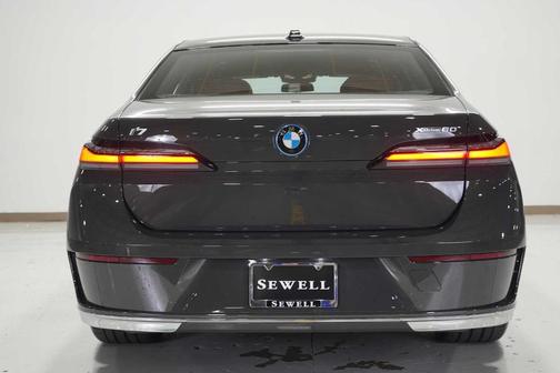 2024 BMW i7 xDrive60