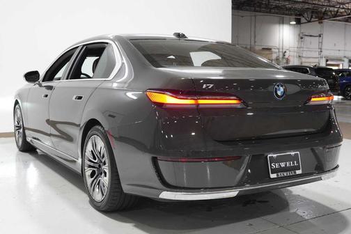 2024 BMW i7 xDrive60