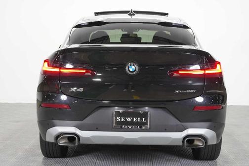 Black Sapphire Metallic 2024 BMW X4 xDrive30i