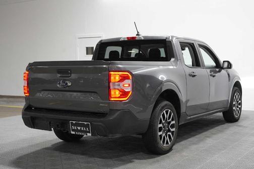 Carbonized Gray Metallic 2023 Ford Maverick Lariat