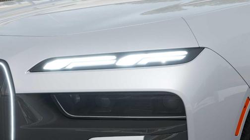 2026 BMW 750e xDrive