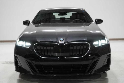 2026 BMW 540 i xDrive