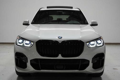 2023 BMW X5 M50i