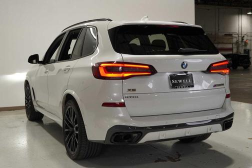2023 BMW X5 M50i